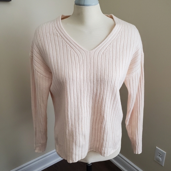 ARITZIA-WILFRED Free 100% Wool V-Neck Cream Knit Sweater Size Small - Picture 10 of 10